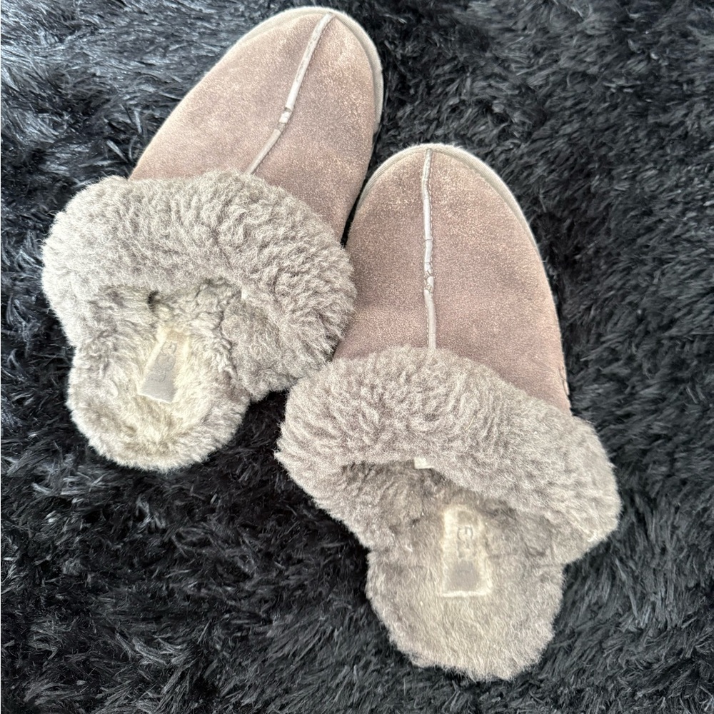 Ugg scuffete slippers